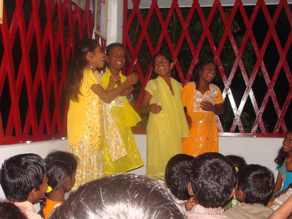 christmas_heartkids_home